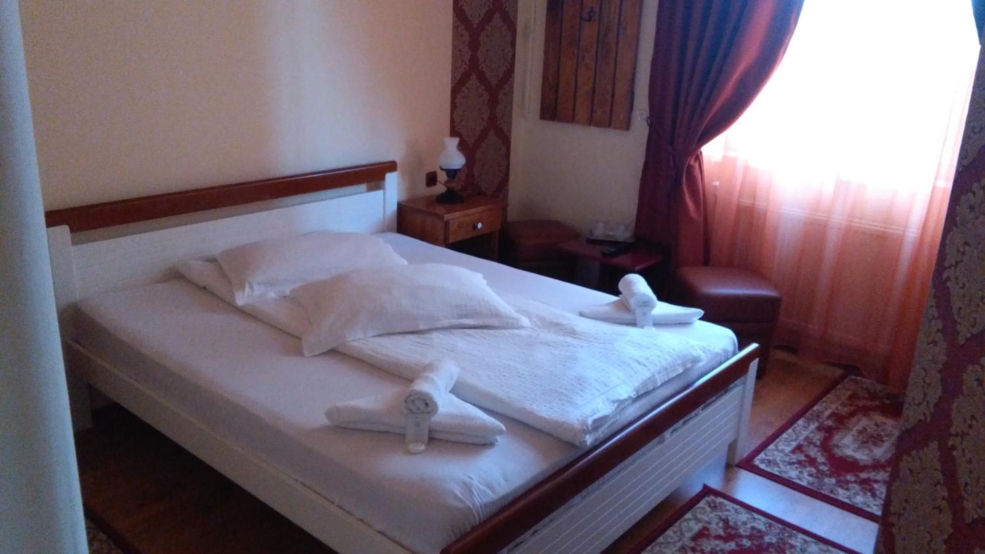 Vila Nicoleta Hotel Sibiu Bagian luar foto