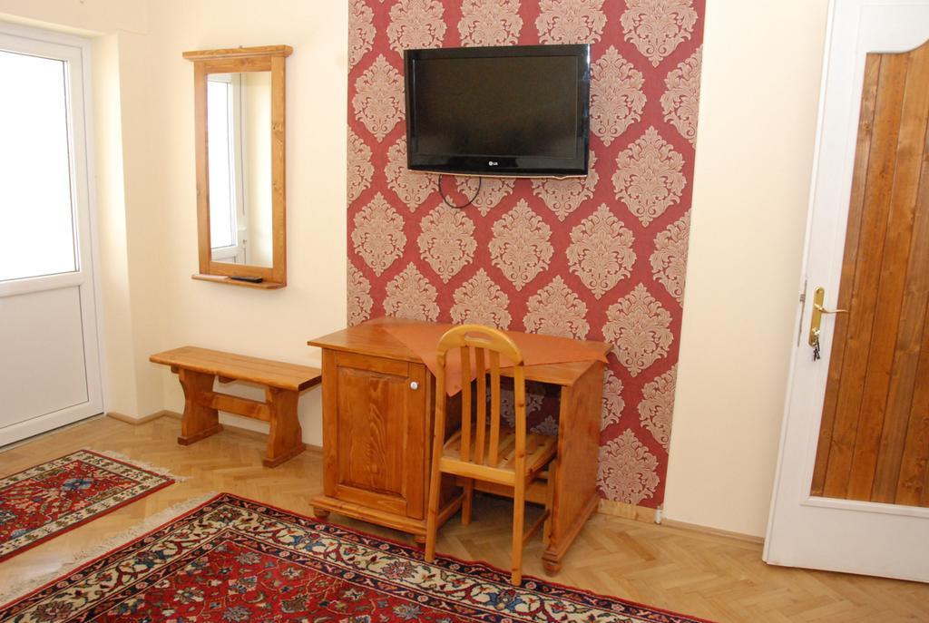 Vila Nicoleta Hotel Sibiu Bagian luar foto