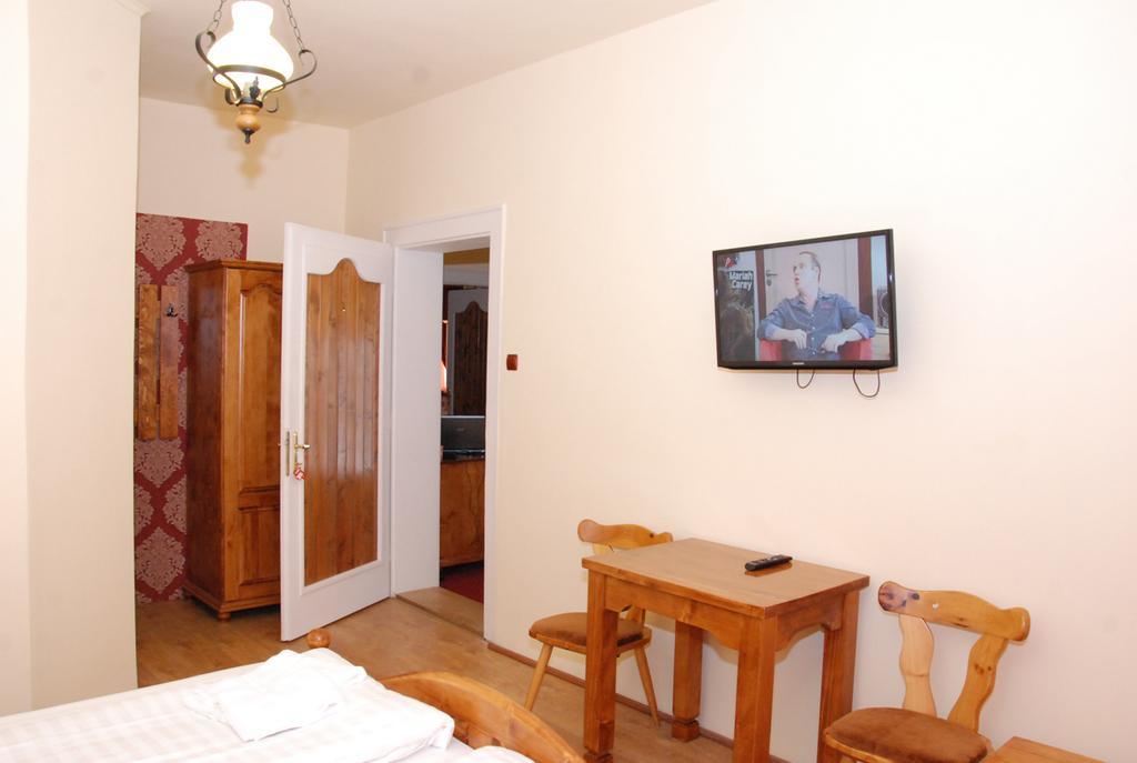 Vila Nicoleta Hotel Sibiu Bagian luar foto