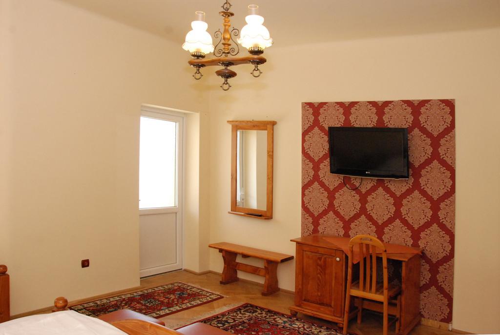 Vila Nicoleta Hotel Sibiu Bagian luar foto